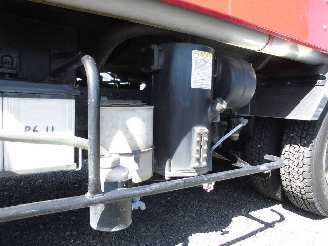 いすゞエルフバキュームカー小型（2t・3t）[写真21]
