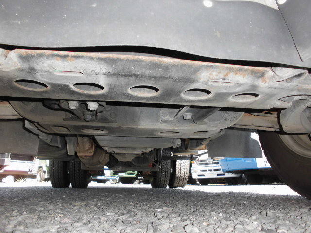 いすゞエルフバキュームカー小型（2t・3t）[写真25]