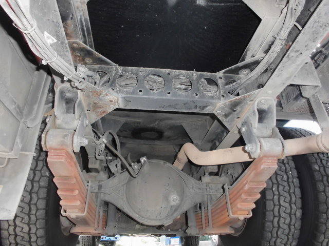 いすゞエルフバキュームカー小型（2t・3t）[写真28]