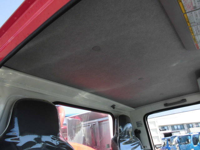 いすゞエルフバキュームカー小型（2t・3t）[写真31]