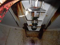 いすゞエルフバキュームカー小型（2t・3t）[写真06]