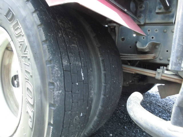 いすゞエルフバキュームカー小型（2t・3t）[写真12]