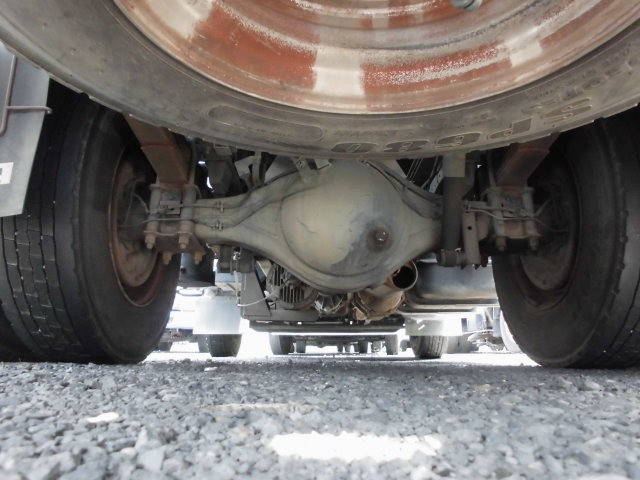 いすゞエルフバキュームカー小型（2t・3t）[写真14]