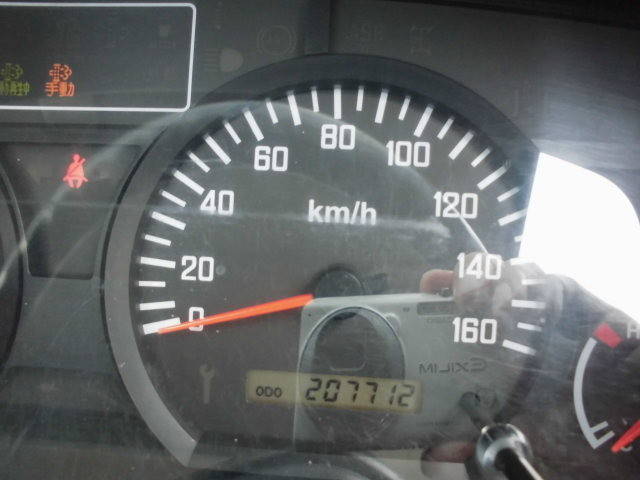 いすゞエルフバキュームカー小型（2t・3t）[写真25]