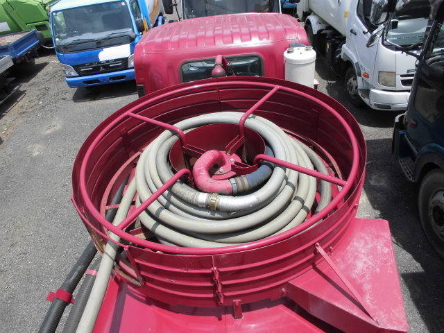 いすゞエルフバキュームカー小型（2t・3t）[写真06]