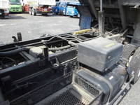 UDトラックスコンドルパッカー車（塵芥車）中型（4t）[写真19]