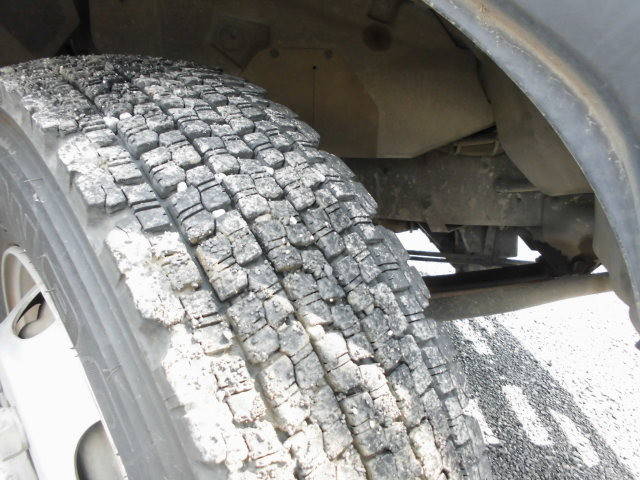 UDトラックスコンドルパッカー車（塵芥車）中型（4t）[写真23]