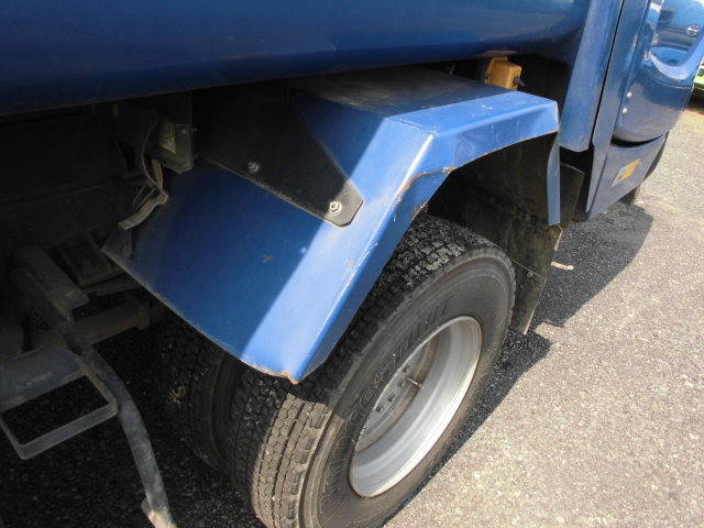 UDトラックスコンドルパッカー車（塵芥車）中型（4t）[写真27]