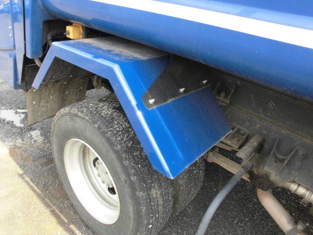 UDトラックスコンドルパッカー車（塵芥車）中型（4t）[写真28]