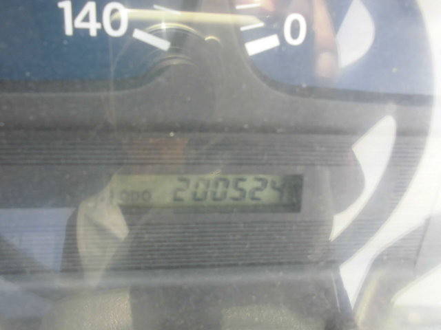 UDトラックスコンドルパッカー車（塵芥車）中型（4t）[写真32]