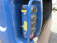 UDトラックスコンドルパッカー車（塵芥車）中型（4t）[写真08]