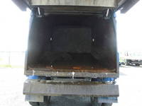 UDトラックスコンドルパッカー車（塵芥車）中型（4t）[写真10]