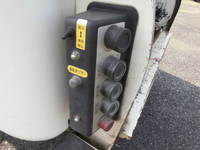 三菱ふそうファイターパッカー車（塵芥車）中型（4t）[写真07]