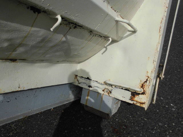 三菱ふそうスーパーグレートコンテナ専用車大型（10t）[写真12]