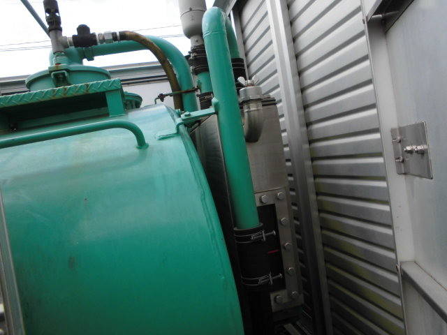 いすゞエルフバキュームカー小型（2t・3t）[写真12]