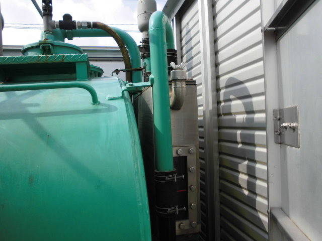 いすゞエルフバキュームカー小型（2t・3t）[写真13]