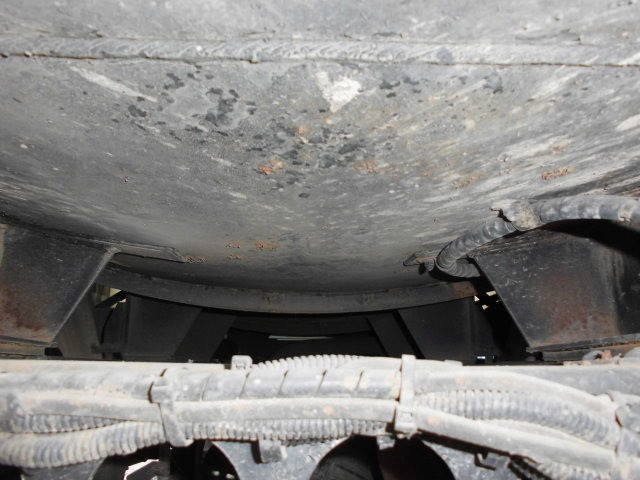 いすゞエルフバキュームカー小型（2t・3t）[写真07]