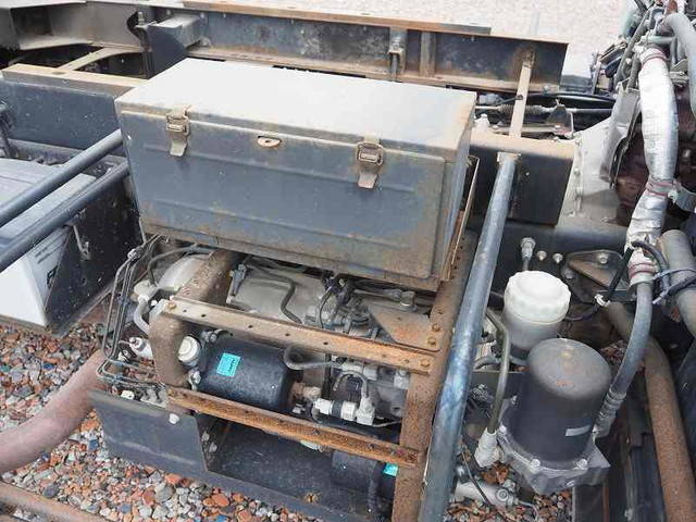 いすゞフォワードダンプ中型（4t）[写真13]