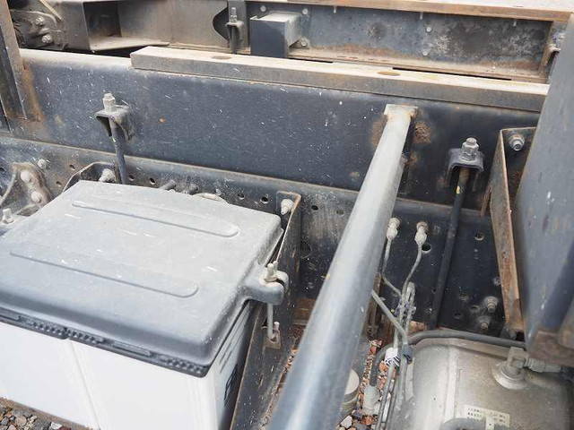 いすゞフォワードダンプ中型（4t）[写真16]