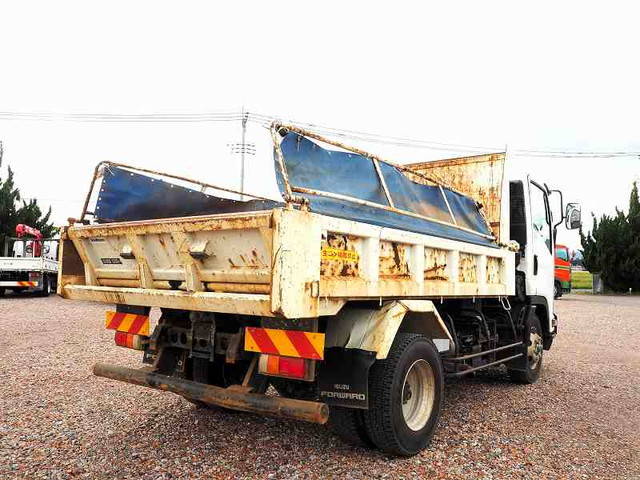 いすゞフォワードダンプ中型（4t）[写真04]