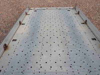 いすゞフォワードセーフティローダー中型（4t）[写真17]