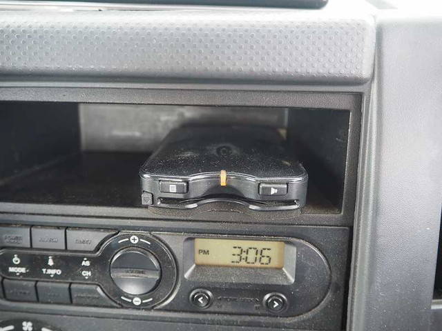 いすゞフォワードセーフティローダー中型（4t）[写真32]