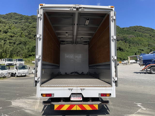 三菱ふそうキャンターアルミウイング小型（2t・3t）[写真10]