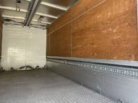 三菱ふそうキャンターアルミウイング小型（2t・3t）[写真13]