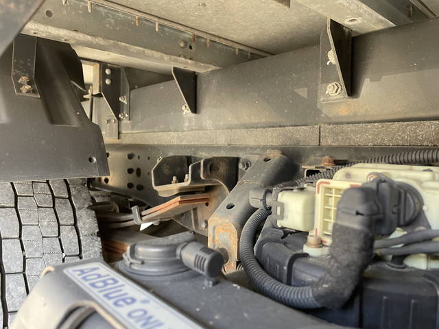 三菱ふそうキャンターアルミウイング小型（2t・3t）[写真23]