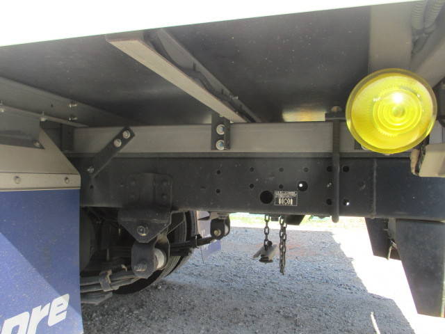 日野デュトロ冷凍車（冷蔵車）小型（2t・3t）[写真11]