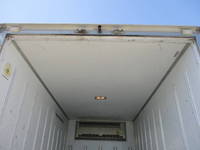 日野デュトロ冷凍車（冷蔵車）小型（2t・3t）[写真19]