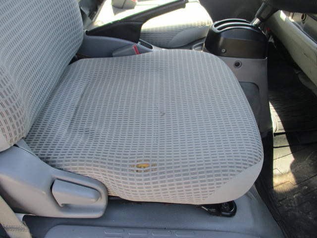 日野デュトロ冷凍車（冷蔵車）小型（2t・3t）[写真23]