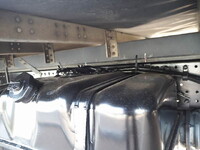 いすゞエルフアルミバン小型（2t・3t）[写真12]