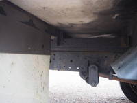 いすゞエルフパネルバン小型（2t・3t）[写真17]