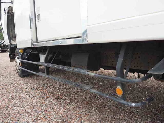 いすゞエルフパネルバン小型（2t・3t）[写真22]