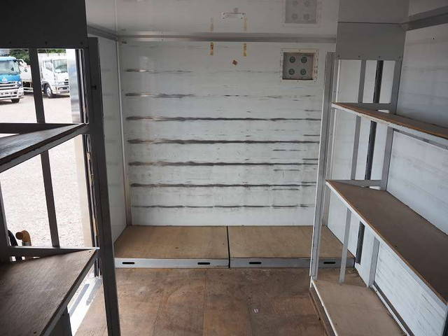 いすゞエルフパネルバン小型（2t・3t）[写真27]