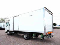 いすゞエルフパネルバン小型（2t・3t）[写真02]