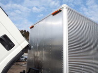 いすゞエルフアルミバン小型（2t・3t）[写真32]