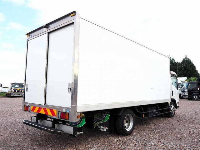 いすゞエルフパネルバン小型（2t・3t）[写真04]