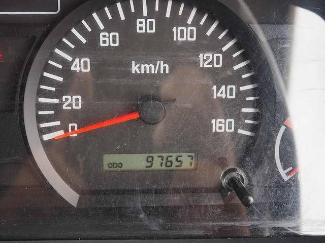 いすゞエルフパネルバン小型（2t・3t）[写真40]