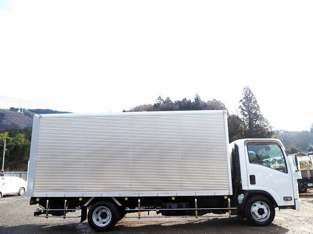 いすゞエルフアルミバン小型（2t・3t）[写真05]