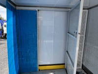 いすゞエルフ保冷バン小型（2t・3t）[写真15]