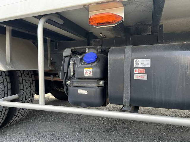 いすゞエルフ保冷バン小型（2t・3t）[写真19]