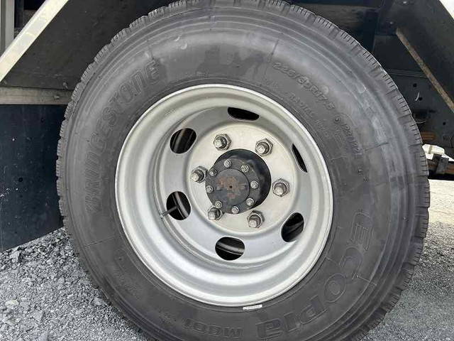 いすゞエルフ保冷バン小型（2t・3t）[写真23]