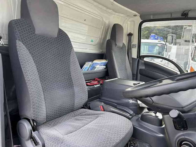 いすゞエルフ保冷バン小型（2t・3t）[写真36]