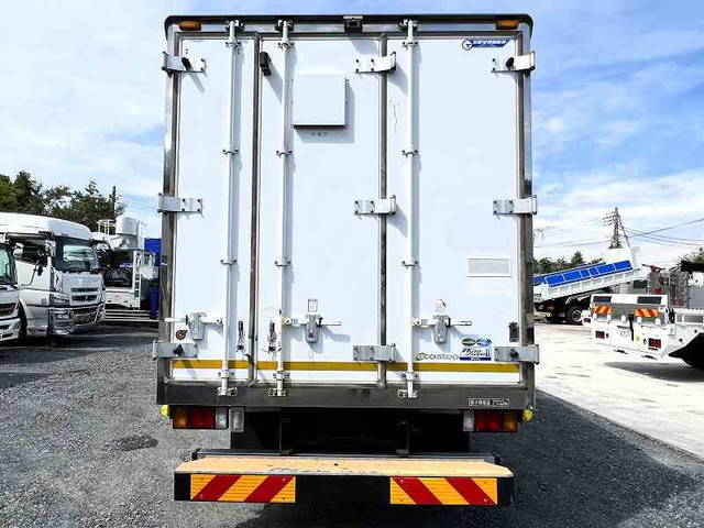 いすゞエルフ保冷バン小型（2t・3t）[写真06]