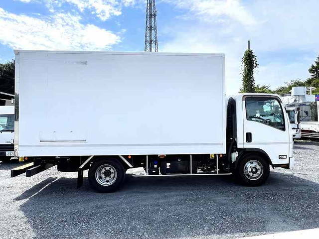 いすゞエルフ保冷バン小型（2t・3t）[写真07]