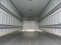 日野レンジャー冷凍車（冷蔵車）中型（4t）[写真12]