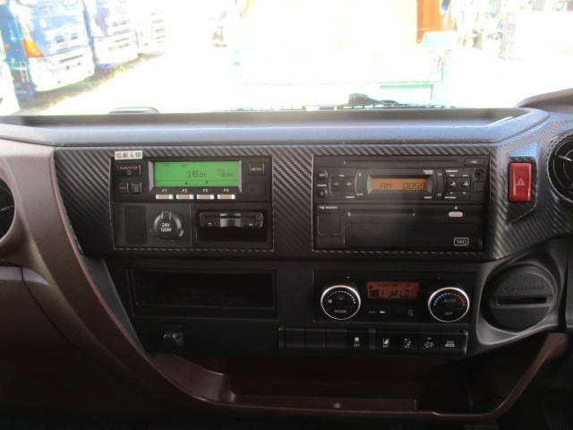 日野レンジャー冷凍車（冷蔵車）中型（4t）[写真31]