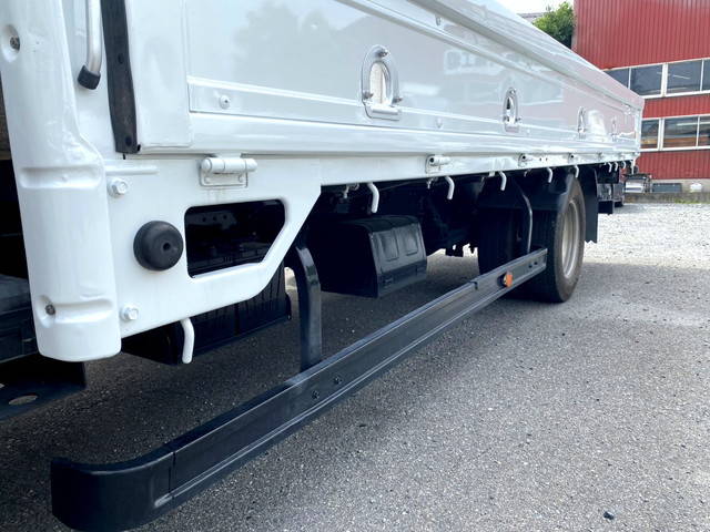 いすゞエルフ平ボディ小型（2t・3t）[写真12]